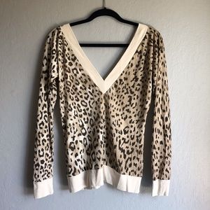 Chaser Double V Leopard Knit Top M